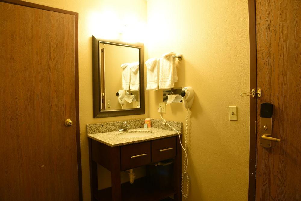 Dakota Pines Inn Rapid City Esterno foto